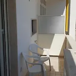 Casa Bianca Al Mare * Torre San Giovanni