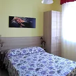 Casa Bianca Al Mare * 托雷圣乔万尼乌