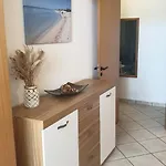 Casa Bianca Al Mare 公寓 *