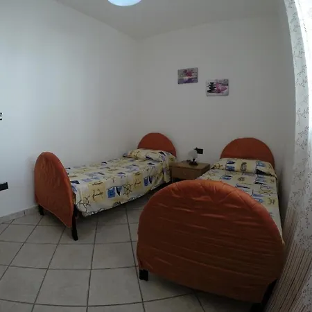 Casa Bianca Al Mare Torre San Giovanni