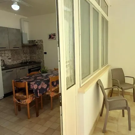 Casa Bianca Al Mare 토레 산 지오반니 우겐토