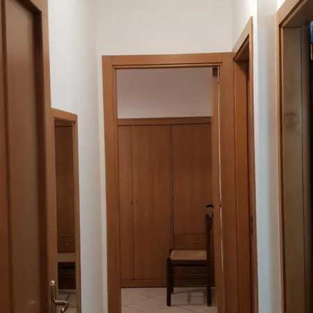 Casa Bianca Al Mare 토레 산 지오반니 우겐토