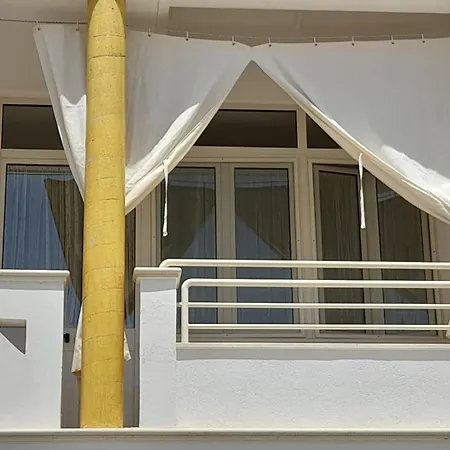 Casa Bianca Al Mare